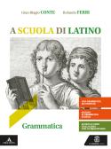 libro di Latino per la classe 2 A della Socrate di Roma