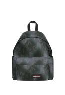 Zaino Day Pak'r Authentic Contemporary Letter Dye Black (EK0A5BG4C0Q1)